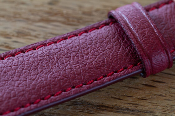 apple-leather-red