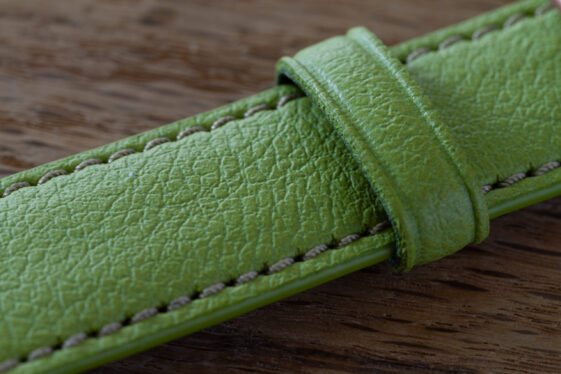apple-leather-green